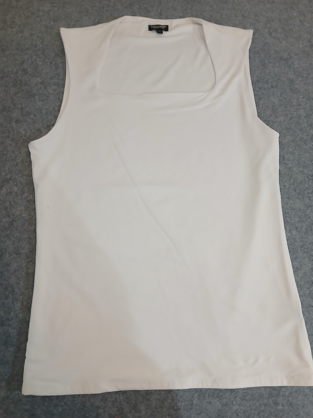 Buckle Cream Square-Neck Sleeveless Tank
